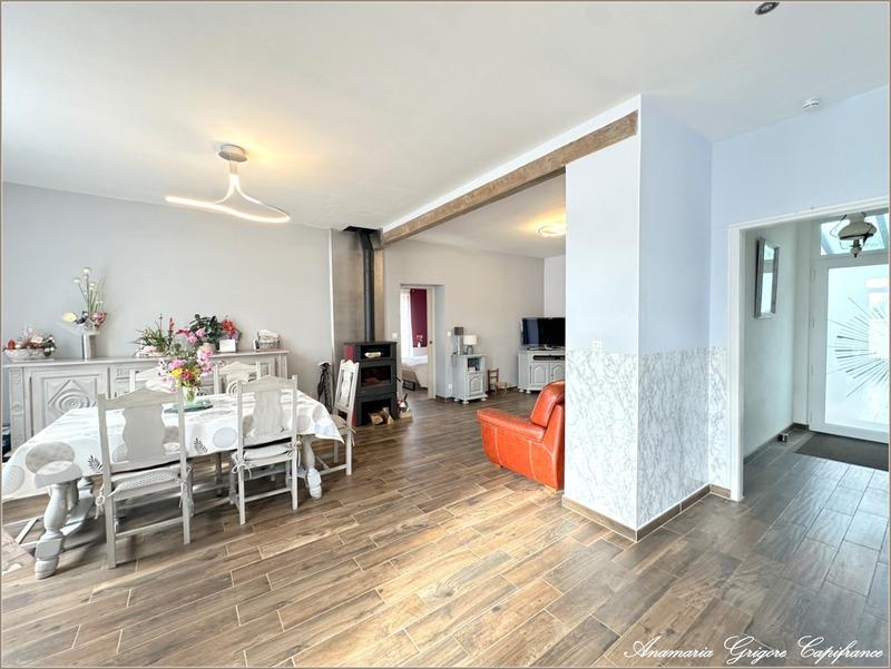 Maison - 160 m² - 6 pièces