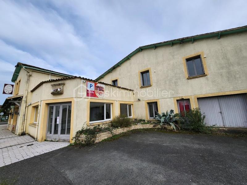 Immeuble - 962 m² - 22 pièces