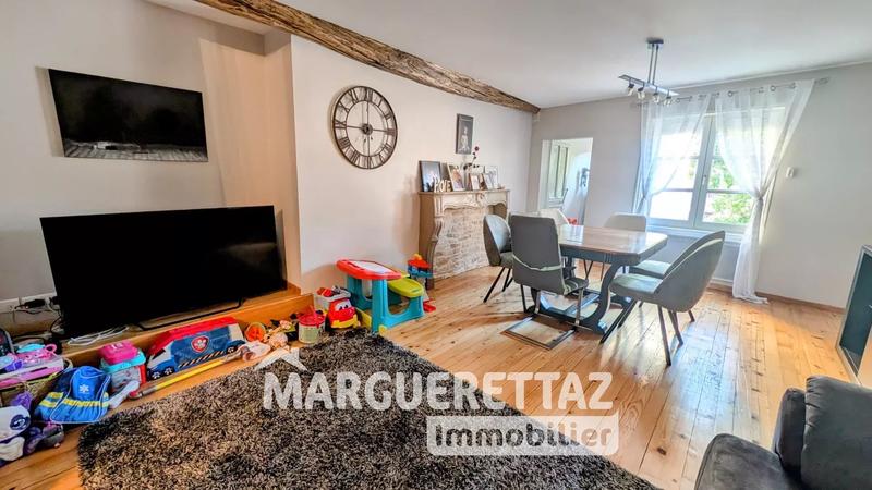Appartement - 93 m² - 3 pièces