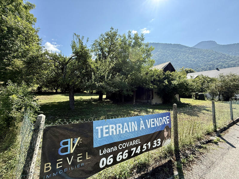 Terrain - 1 147 m²