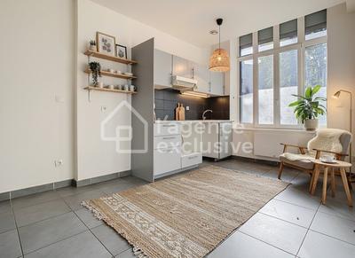 Maison - 104 m² - 6 pièces