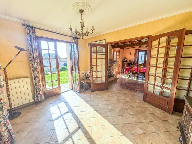 Maison traditionnelle - 145 m² - 5 pièces