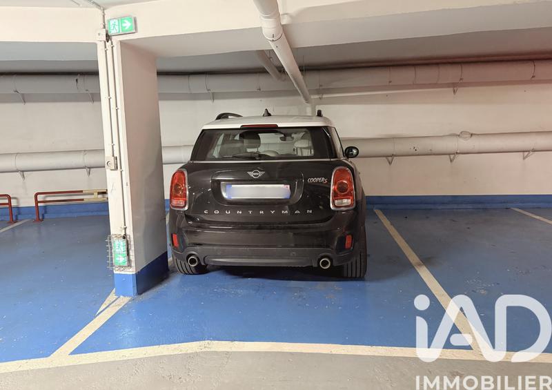 Parking - 200 m²
