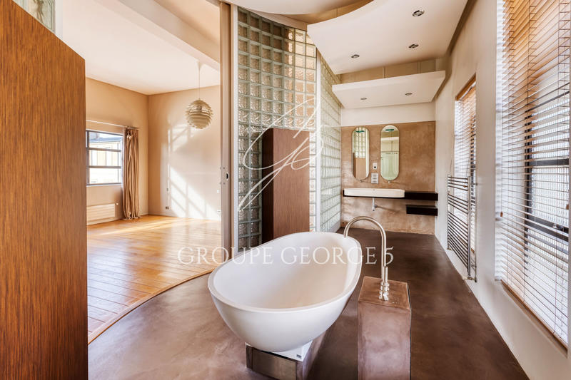 Appartement - 429 m² - 8 pièces