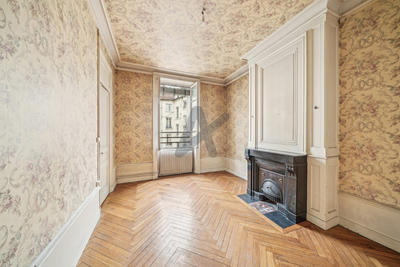 Appartement - 161 m² - 5 pièces