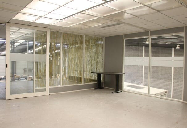 Local commercial - 1 120 m²