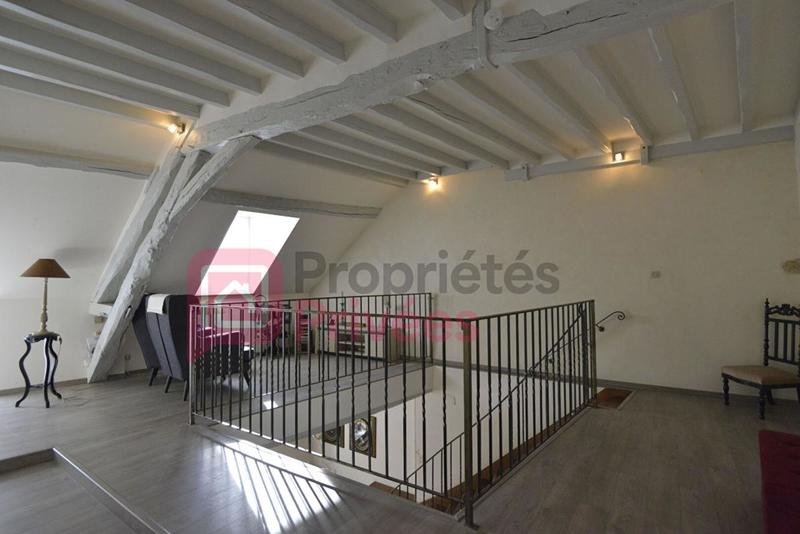 Maison - 180 m² - 9 pièces
