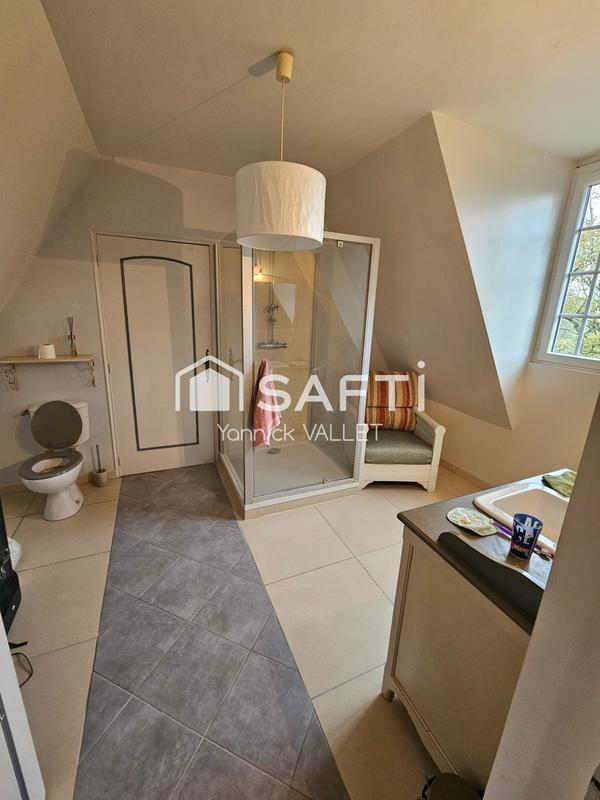 Maison - 137 m² - 8 pièces