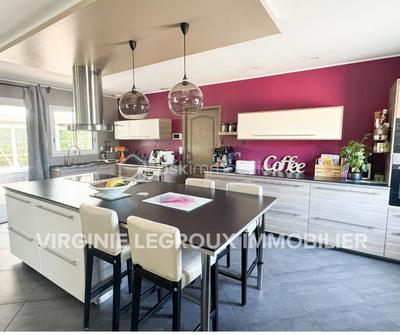 Maison - 130 m² - 6 pièces