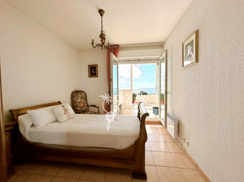 Appartement - 84 m² - 3 pièces