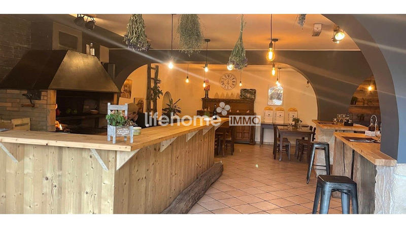 Châlet - 520 m² - 16 pièces