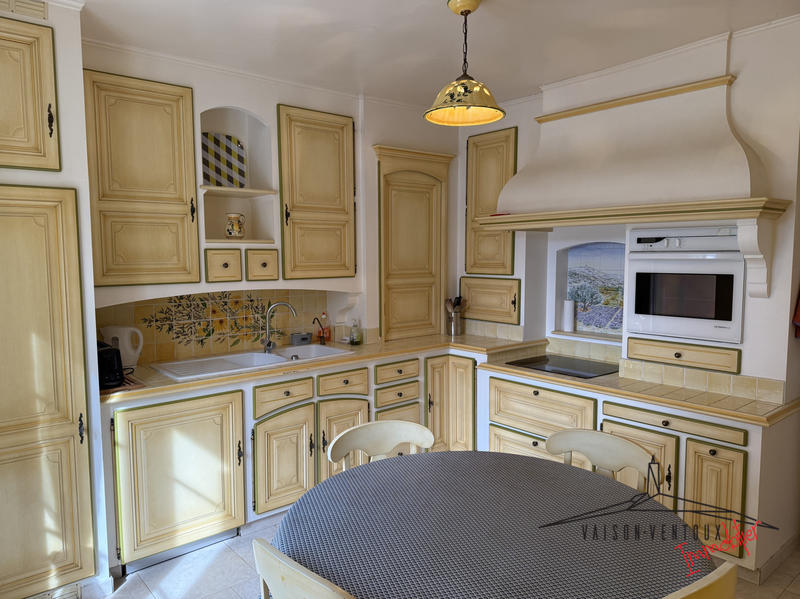 Maison - 182 m² - 7 pièces