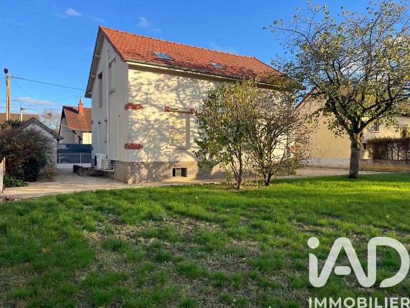 Maison - 110 m² - 5 pièces