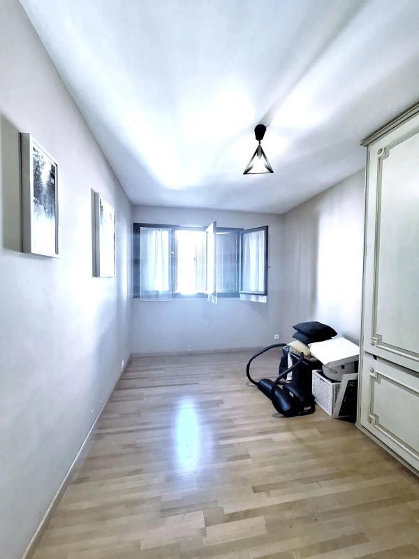 Appartement - 91 m² - 4 pièces