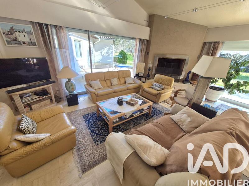 Maison de maîtres - 227 m² - 7 pièces