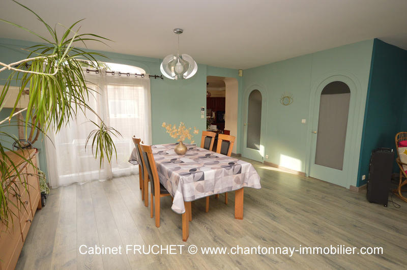 Maison - 98 m² - 4 pièces