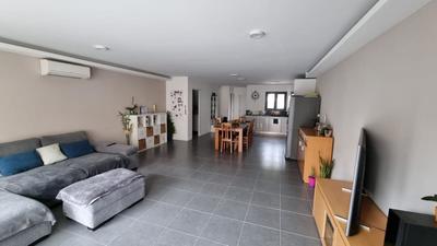 Maison - 160 m² - 6 pièces