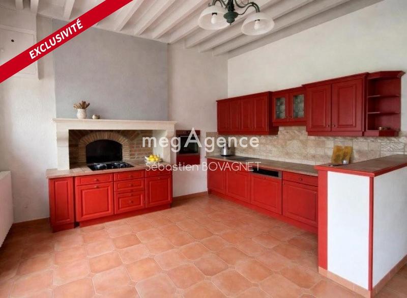 Propriété - 180 m² - 8 pièces