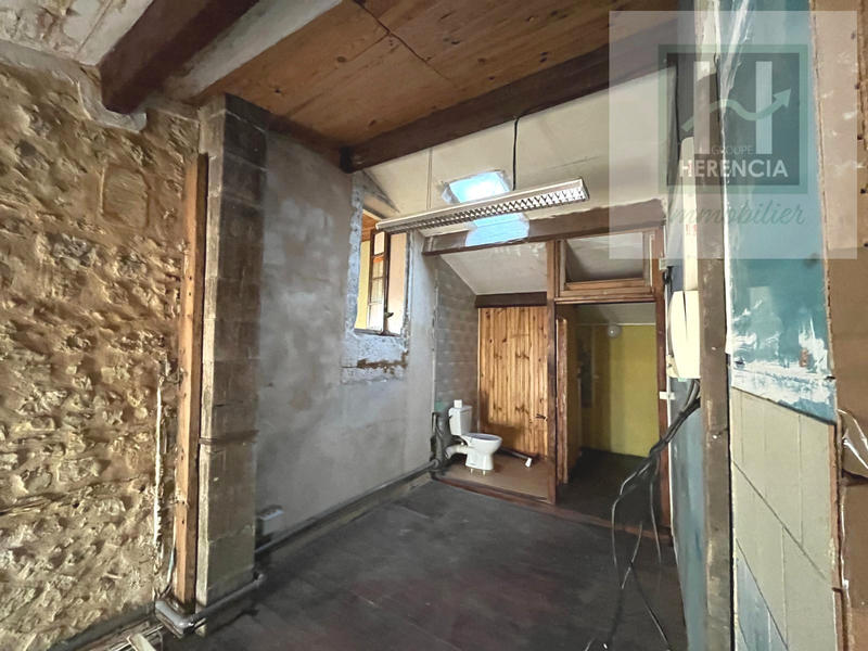 Maison ancienne - 88 m² - 3 pièces