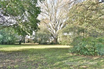 Maison - 460 m² - 14 pièces