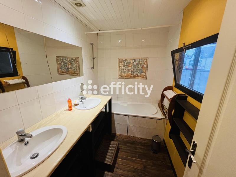 Maison - 98 m² - 4 pièces