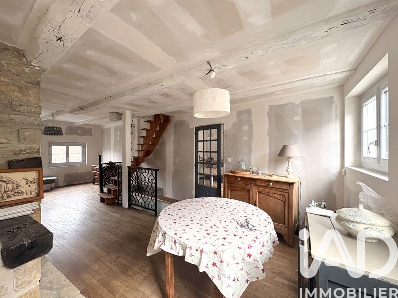 Maison de village - 80 m² - 3 pièces