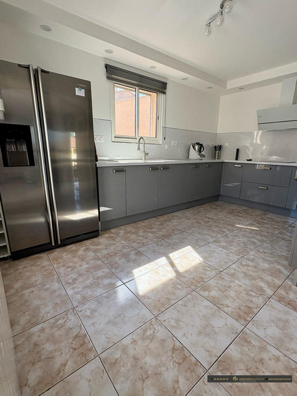 Villa - 100 m² - 4 pièces