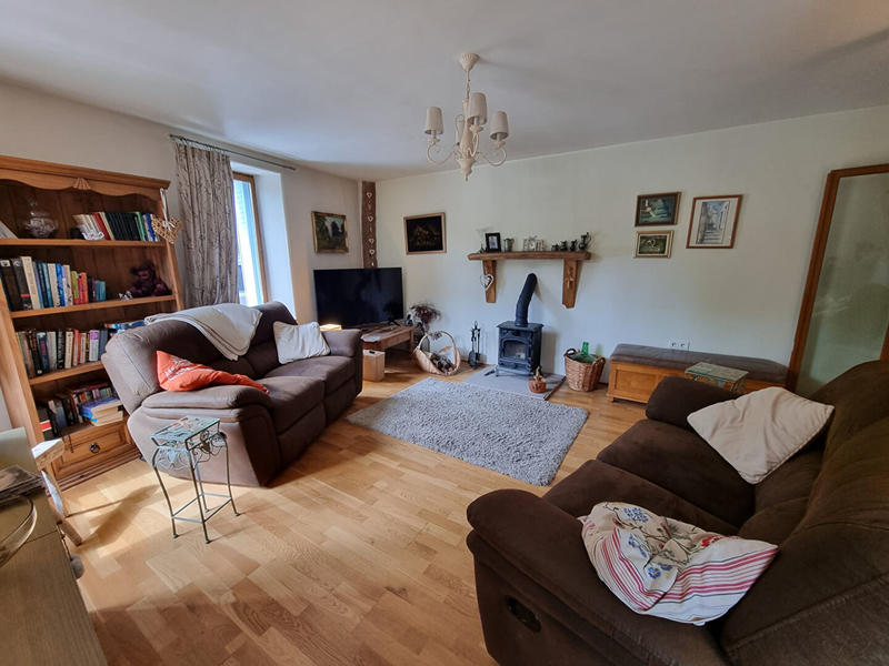 Maison - 94 m² - 4 pièces