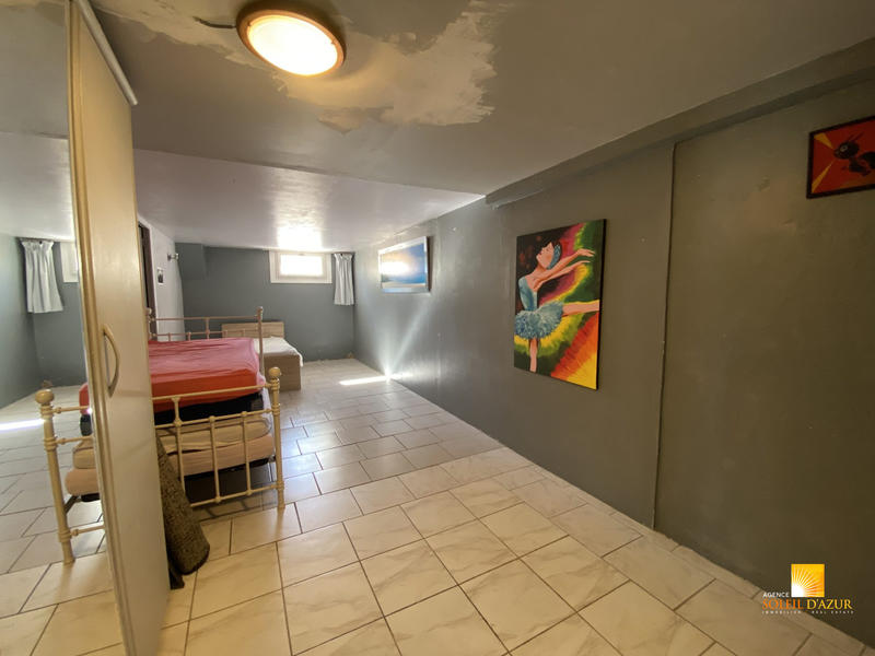 Maison - 176 m² - 6 pièces