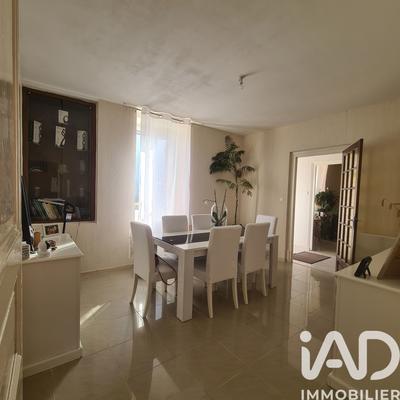 Maison de ville - 85 m² - 4 pièces