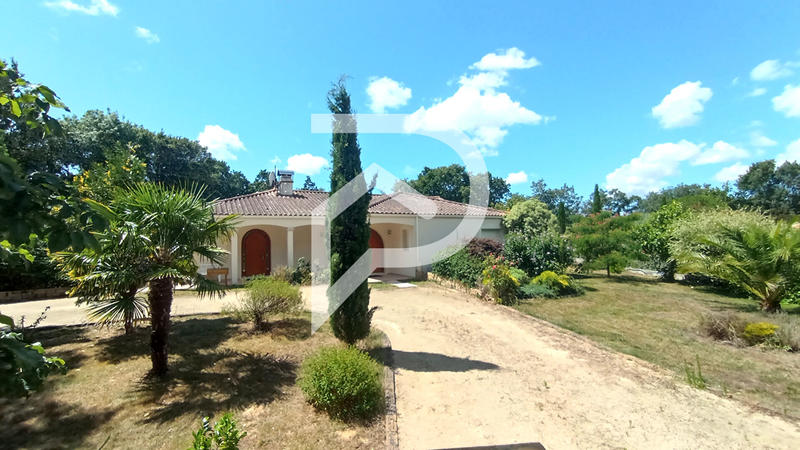 Maison - 165 m² - 6 pièces