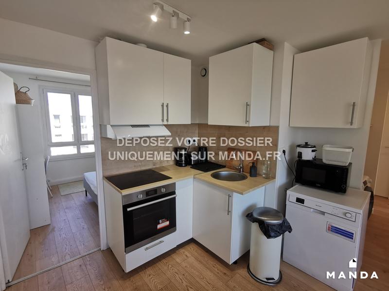 Chambre - 10 m² - 5 pièces