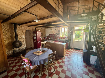 Maison - 97 m² - 4 pièces