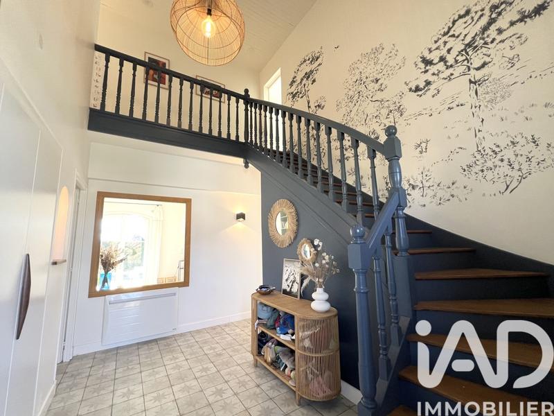 Maison - 164 m² - 6 pièces