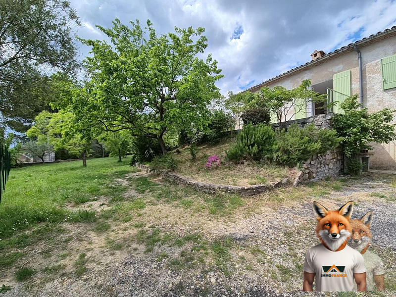 Maison traditionnelle - 164 m² - 7 pièces