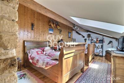 Maison - 92 m² - 3 pièces