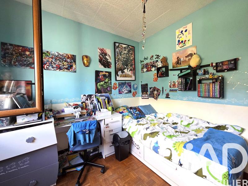 Maison - 200 m² - 8 pièces