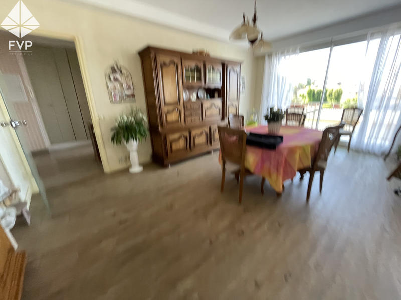 Appartement - 84 m² - 4 pièces