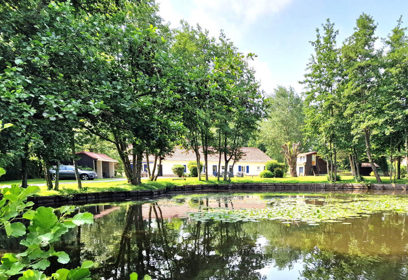 Maison - 200 m² - 8 pièces