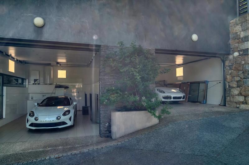 Villa - 350 m² - 8 pièces