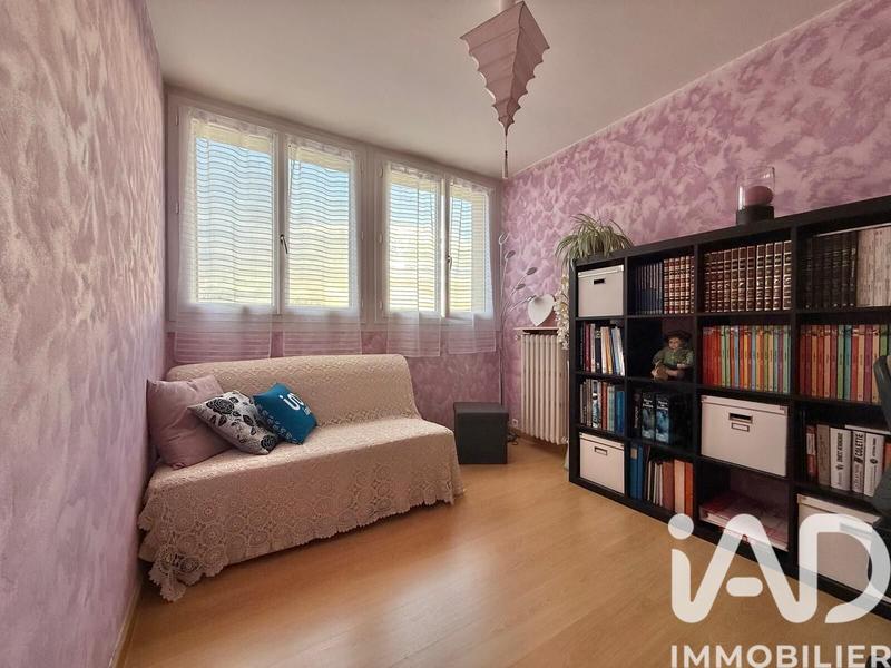 Appartement - 85 m² - 5 pièces