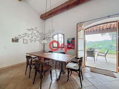 Maison - 134 m² - 5 pièces
