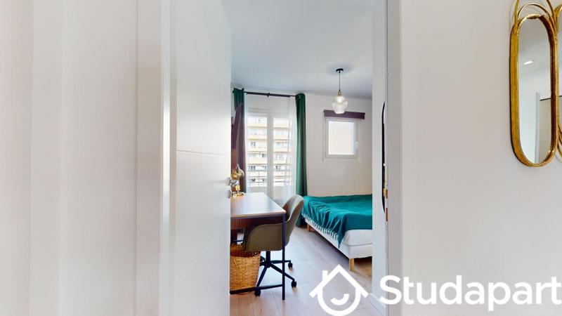 Chambre - 11 m² - 1 pièce