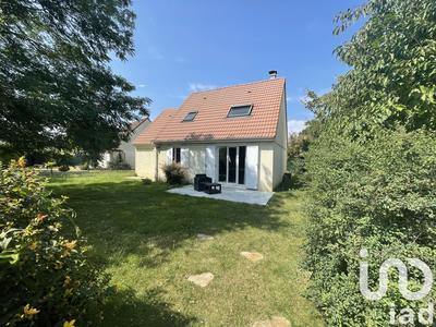 Maison - 97 m² - 5 pièces