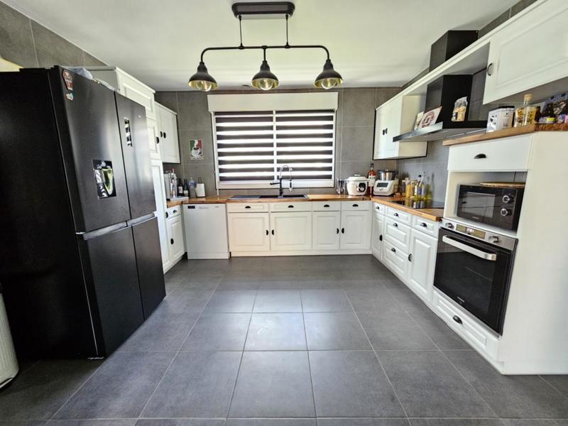 Maison ancienne - 171 m² - 7 pièces