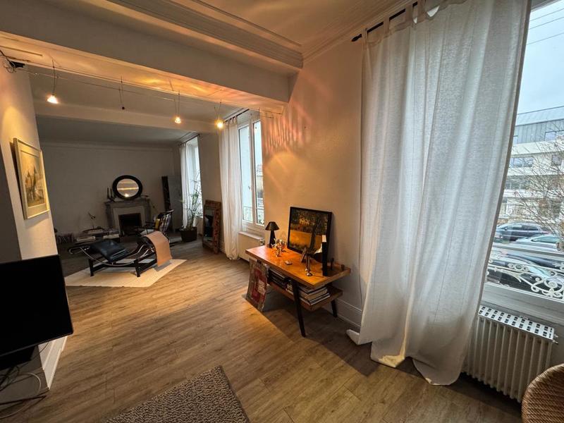 Duplex - 121 m² - 5 pièces