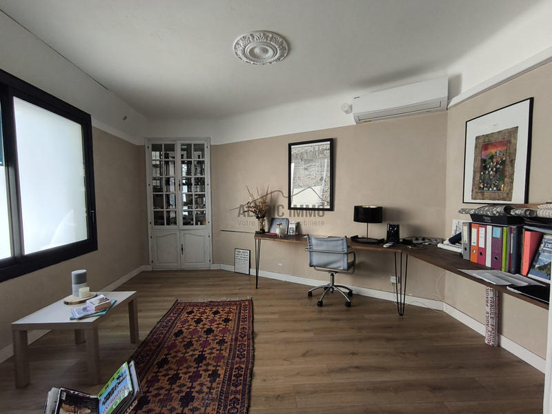 Maison - 175 m² - 7 pièces