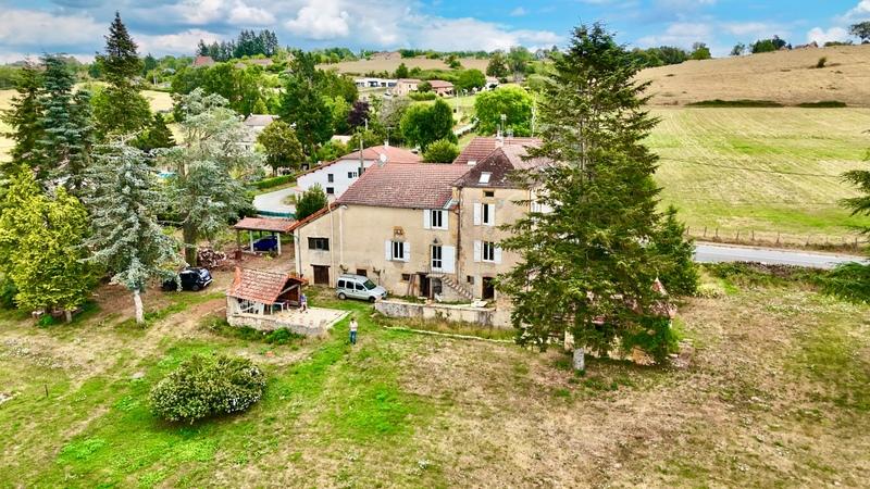 Maison - 217 m² - 9 pièces