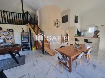 Maison - 137 m² - 4 pièces