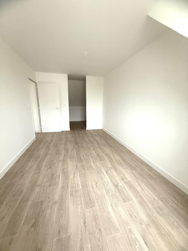 Maison - 94 m² - 4 pièces